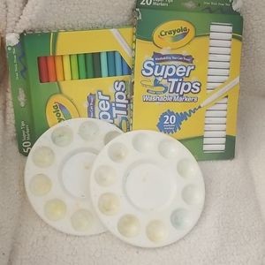 Crayola Markers w/ 2 Paint Trays